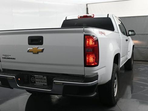 Used 2019 Chevrolet Colorado W/T w/ WT Convenience Package image 9