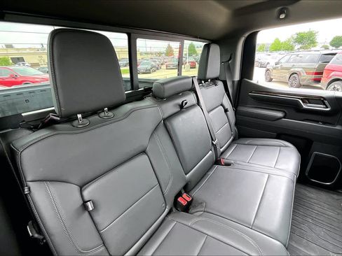 Used 2024 GMC Sierra 1500 Elevation w/ Elevation Premium Package AWD/4WD image 19