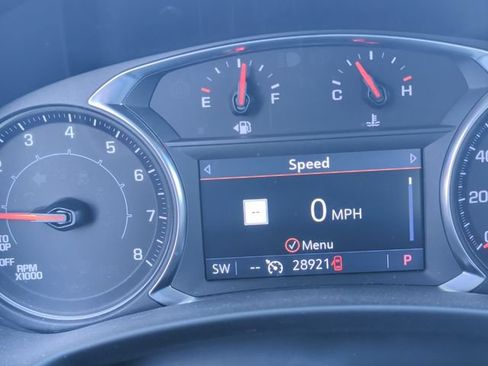 Used 2024 GMC Terrain SLE w/ Driver Convenience Package FWD image 15