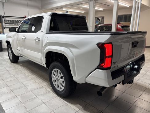 New 2026 Toyota Tacoma SR5 image 2