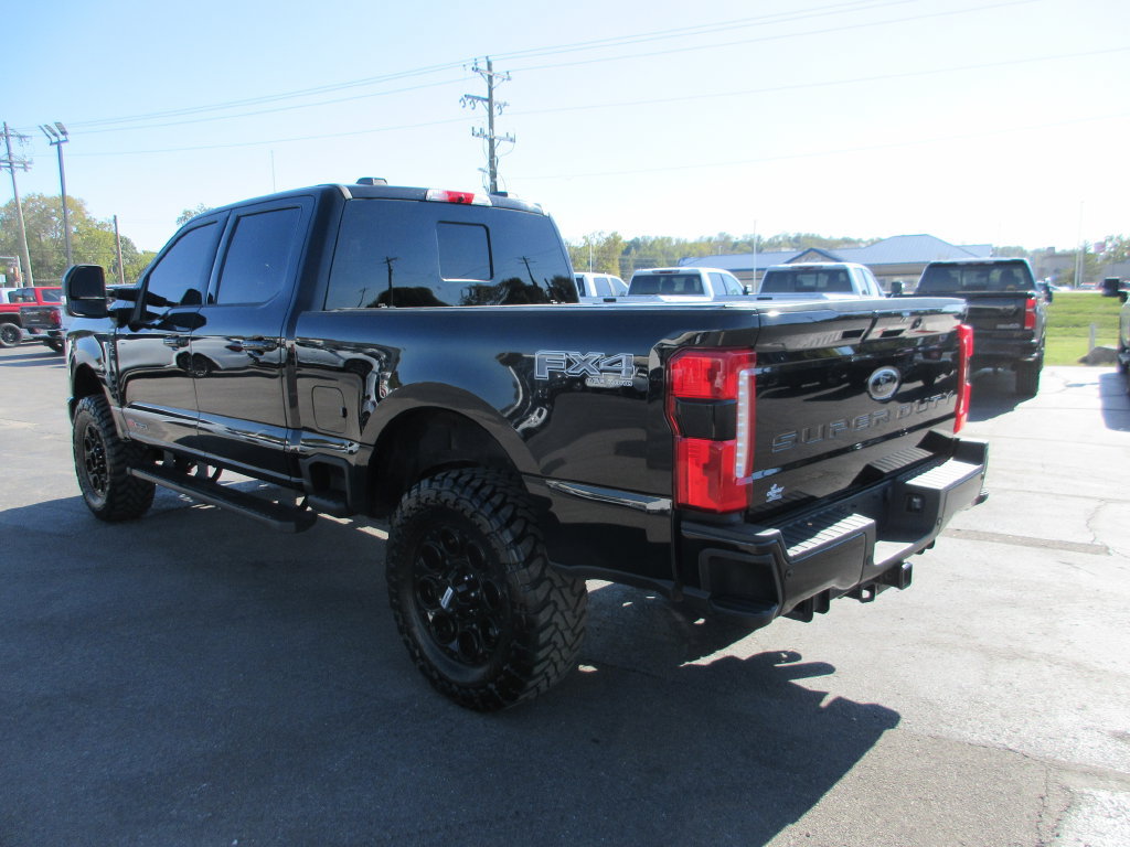Used 2025 Ford F250 Lariat w/ Lariat Ultimate Package AWD/4WD image 11