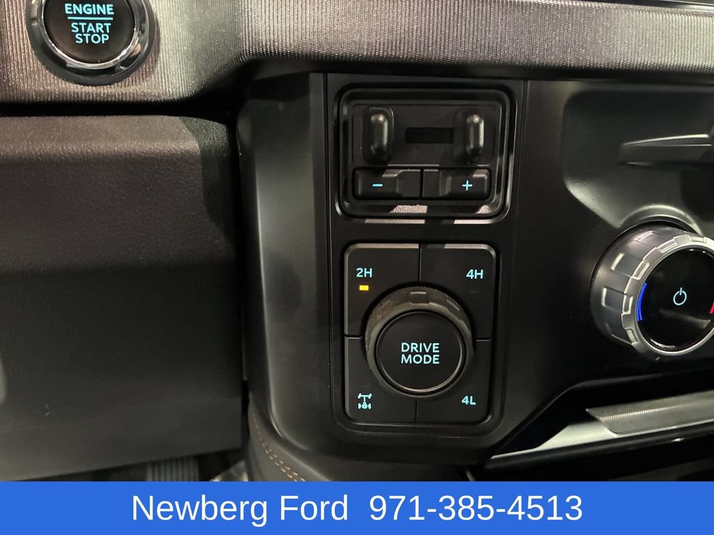 Used 2023 Ford F350 Platinum AWD/4WD image 28