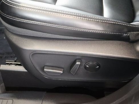 Used 2025 Ford Escape Platinum AWD/4WD image 14