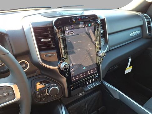 New 2026 RAM 1500 Big Horn AWD/4WD image 16