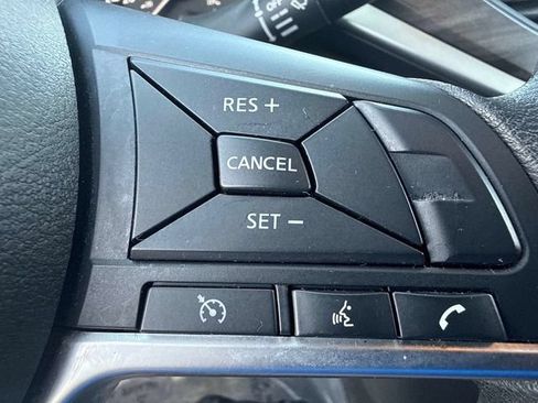 Used 2025 Nissan Altima 2.5 SV FWD image 24