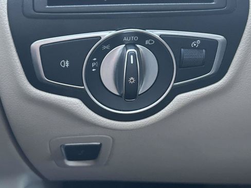 Used 2019 Mercedes-Benz GLC 300 image 35