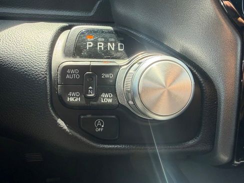 Used 2020 RAM 1500 Laramie w/ Sport Appearance Package AWD/4WD image 19