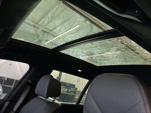 Certified 2025 BMW X7 xDrive40i w/ M Sport Package image 9