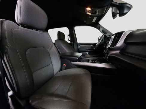 Used 2019 RAM 1500 Big Horn image 29