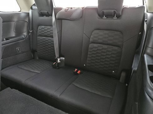 Used 2024 Nissan Pathfinder SV image 29