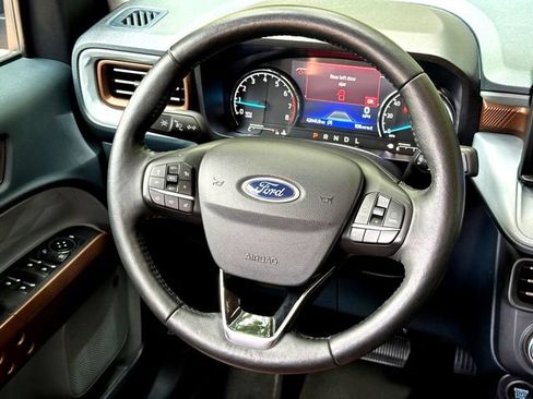 Certified 2022 Ford Maverick Lariat w/ Lariat Luxury Package AWD/4WD image 26