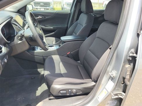 Used 2024 Chevrolet Malibu LT image 13