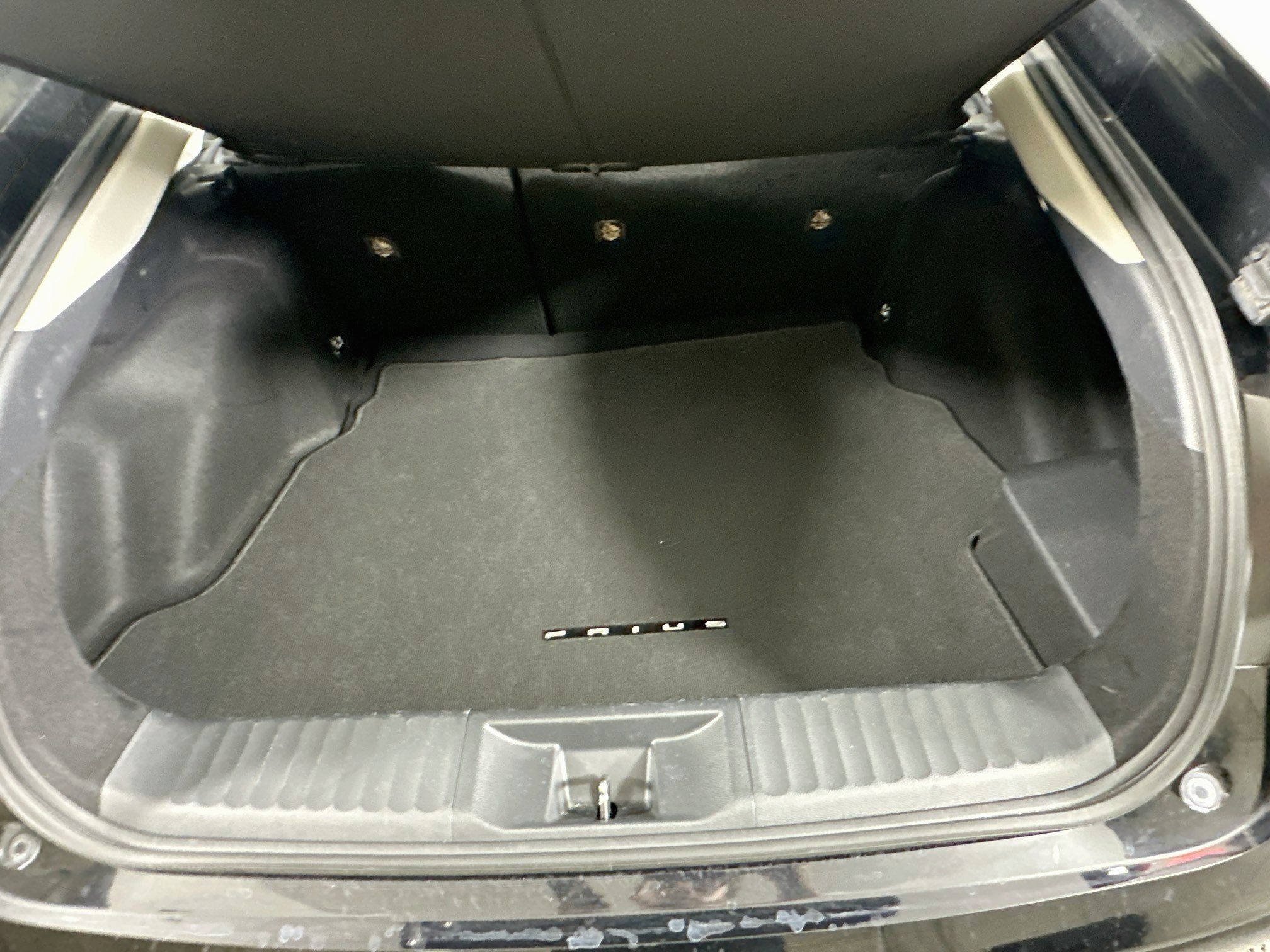 Used 2026 Toyota Prius LE FWD image 28