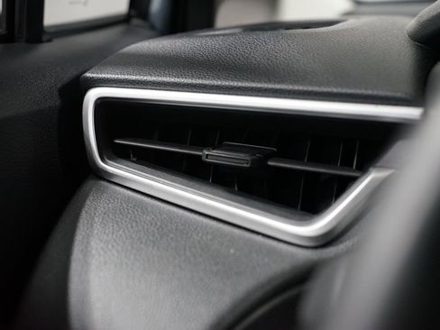 Certified 2024 Toyota Corolla Cross LE image 24