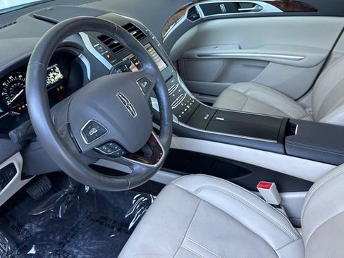 Used 2016 Lincoln MKZ Hybrid w/ Equipment Group 600A Reserve FWD image 10