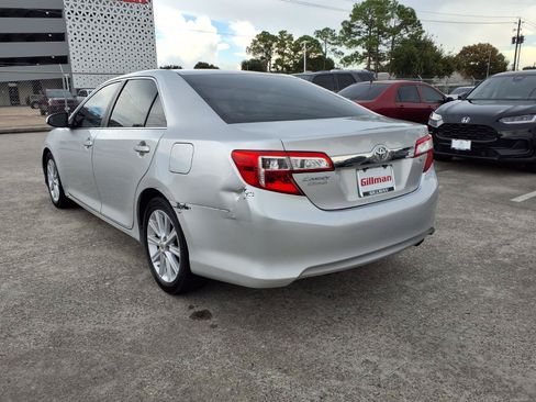Used 2012 Toyota Camry XLE FWD image 3