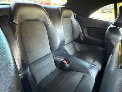 Certified 2019 Ford Mustang GT Premium w/ Equipment Group 401A image 7