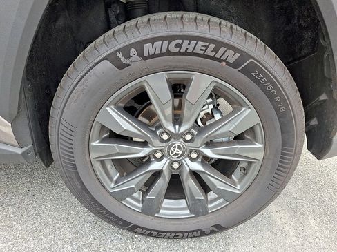 Used 2026 Toyota RAV4 XLE Premium AWD/4WD image 8