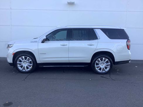 Used 2021 Chevrolet Tahoe High Country image 2