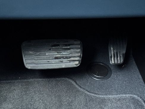 Used 2025 Cadillac Escalade IQ Sport 2 image 39