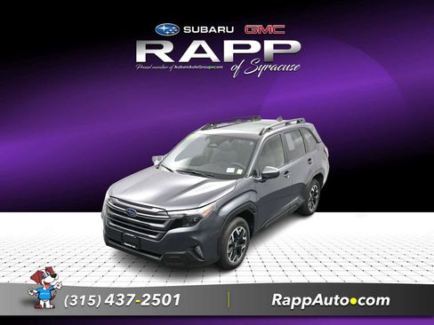 Used 2025 Subaru Forester Premium AWD/4WD image 1