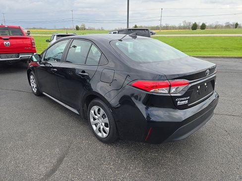 Used 2024 Toyota Corolla LE image 3