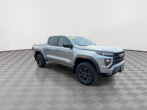 Used 2025 GMC Canyon Elevation w/ Convenience Package AWD/4WD image 2