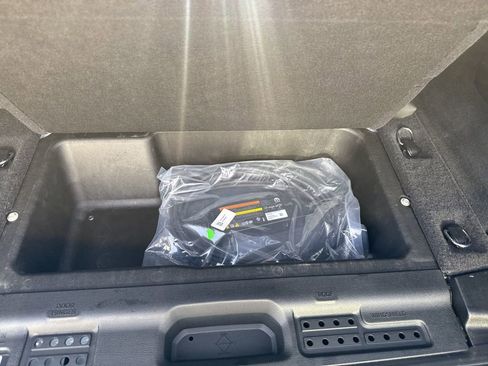 Certified 2025 Jeep Wrangler Unlimited Sahara w/ Safety Group image 8