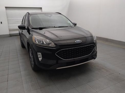 Used 2020 Ford Escape SEL image 14