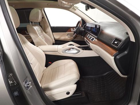 Used 2022 Mercedes-Benz GLS 450 4MATIC image 37