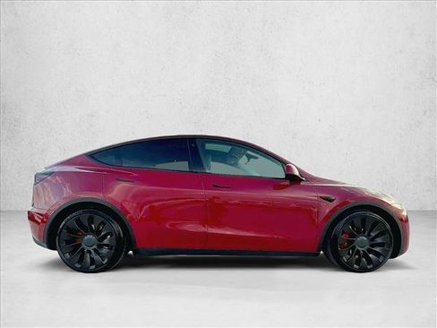 Used 2022 Tesla Model Y Performance image 5