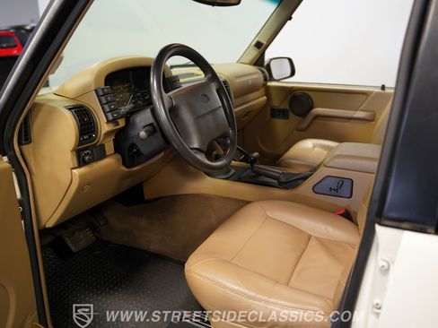 Used 1996 Land Rover Discovery AWD/4WD image 4
