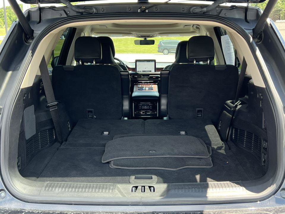 Used 2022 Lincoln Aviator Reserve w/ Equipment Group 201A AWD/4WD image 33