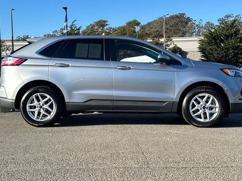 Certified 2023 Ford Edge SEL image 3