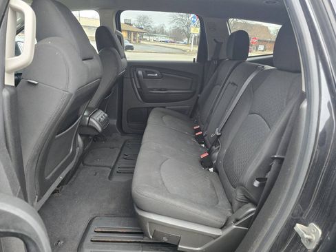 Used 2011 Chevrolet Traverse LT AWD/4WD image 17