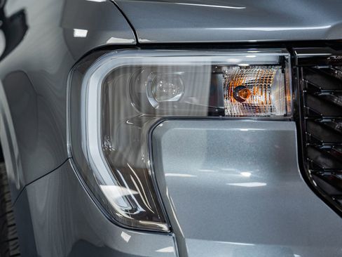 Certified 2026 Ford Maverick Lariat w/ Black Appearance Package image 15