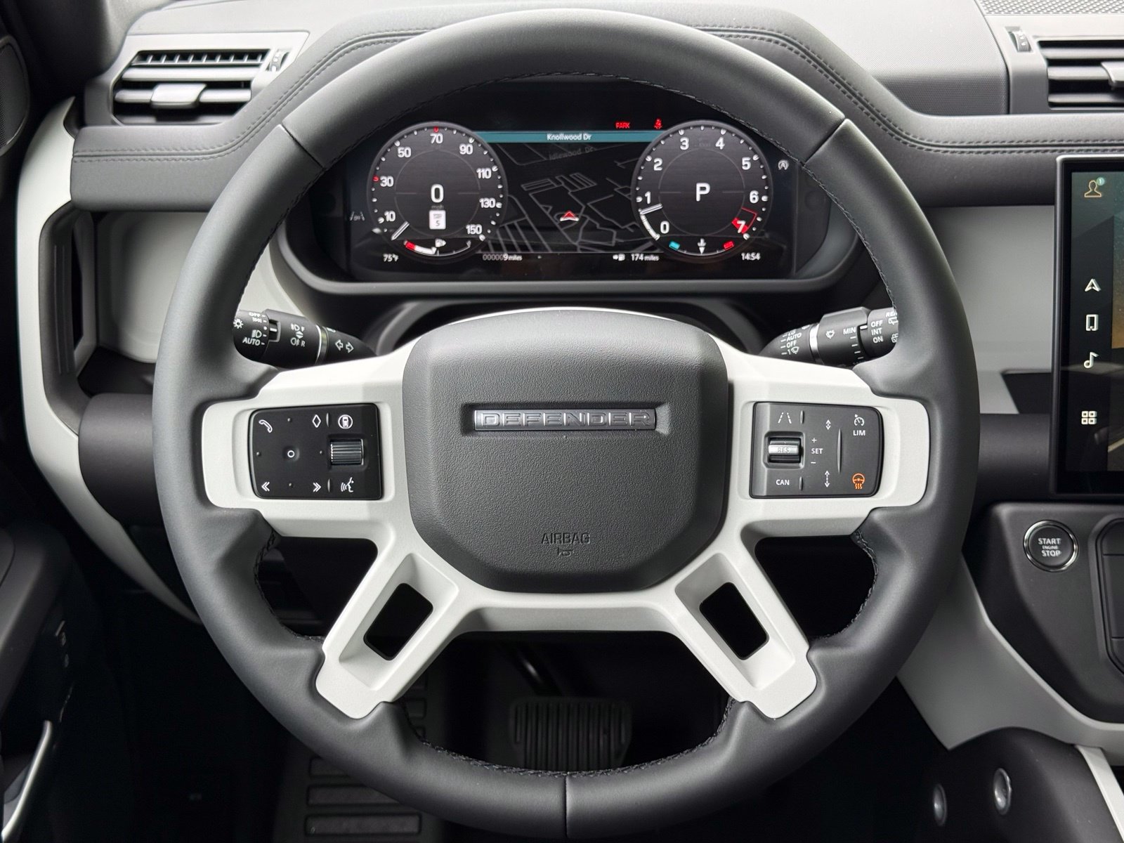 New 2026 Land Rover Defender 110 S AWD/4WD image 32