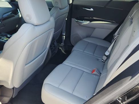 Used 2023 Cadillac XT4 Premium Luxury w/ Cold Weather Package FWD image 32