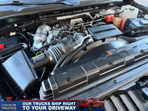 Used 2024 GMC Sierra 2500 AT4 image 14