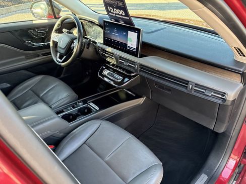 Used 2023 Lincoln Corsair Reserve w/ Equipment Group 201A image 35