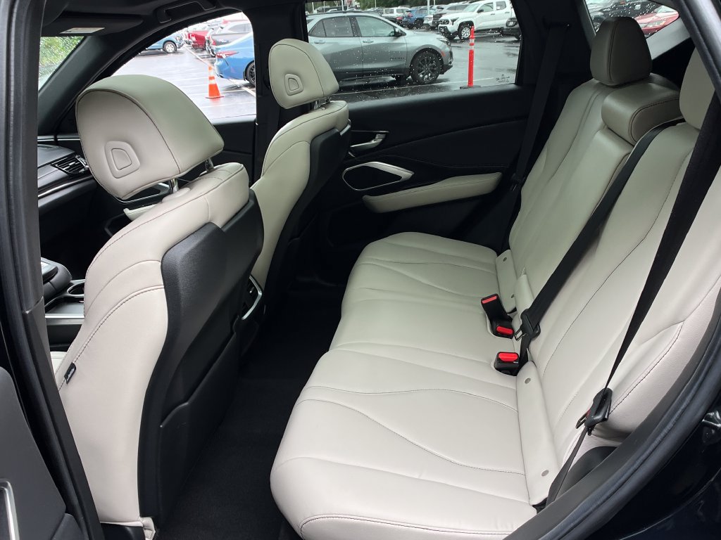 Used 2025 Acura RDX SH-AWD image 21