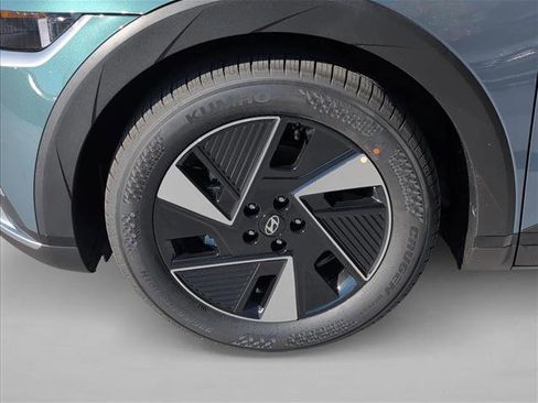 New 2026 Hyundai Ioniq 5 SEL image 10