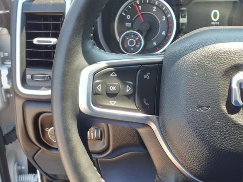 Used 2024 RAM 2500 Laramie AWD/4WD image 12