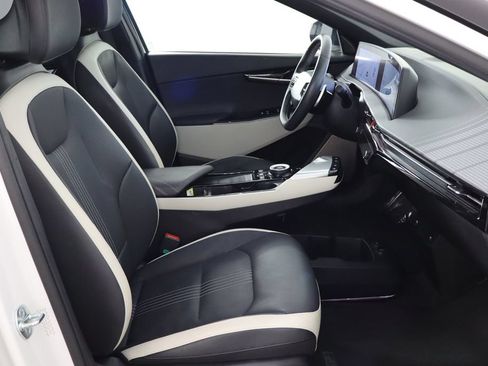 Used 2023 Kia EV6 GT-Line RWD image 11