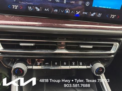 Used 2024 Chevrolet Traverse RS w/ LPO, Floor Liner Package AWD/4WD image 19
