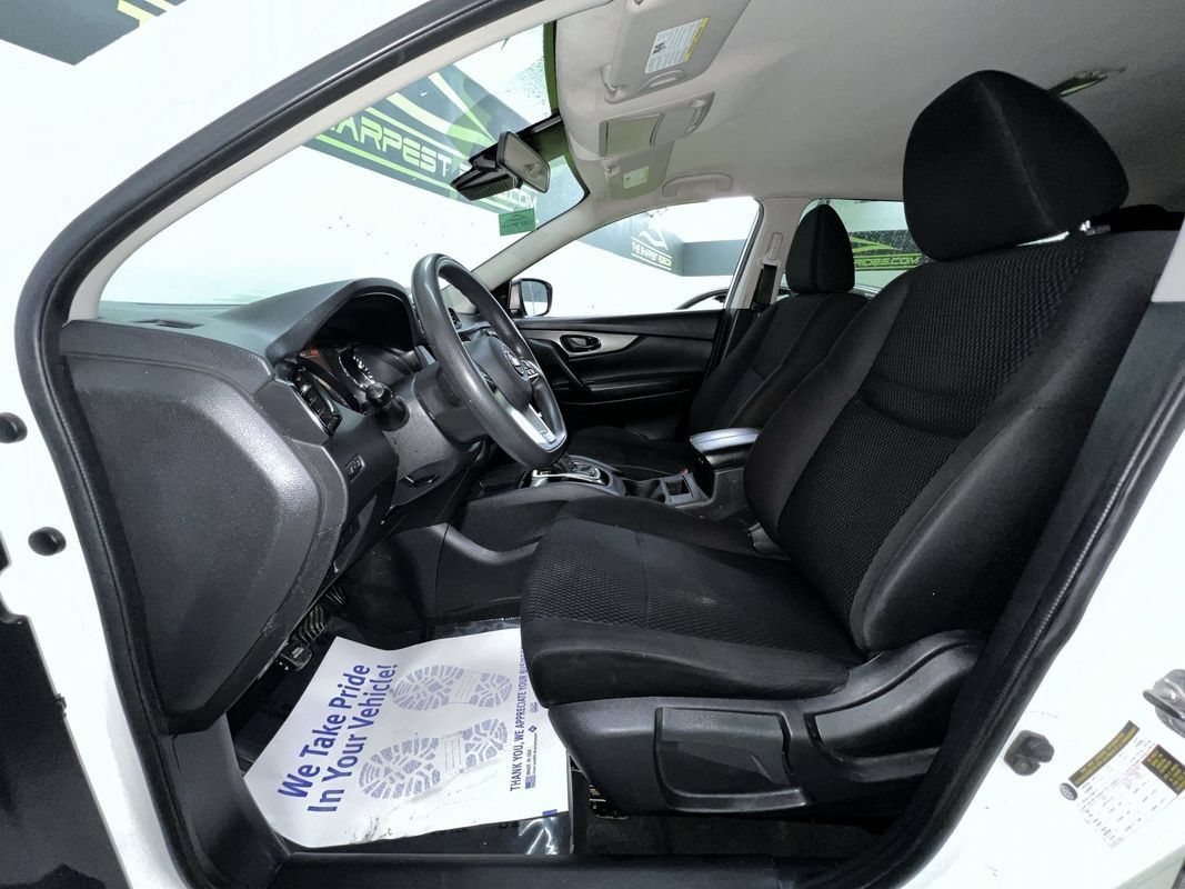Used 2020 Nissan Rogue Sport S w/ Appearance Package FWD image 16