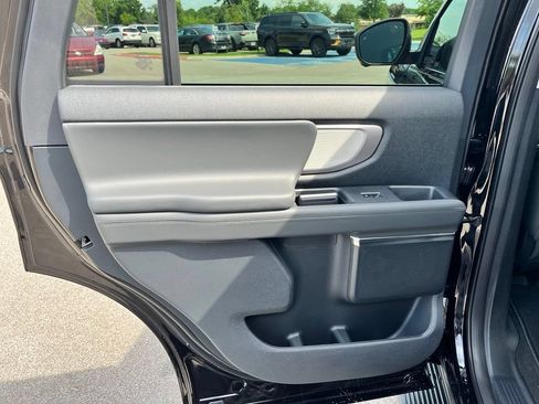 New 2027 Ford Expedition Active AWD/4WD image 9