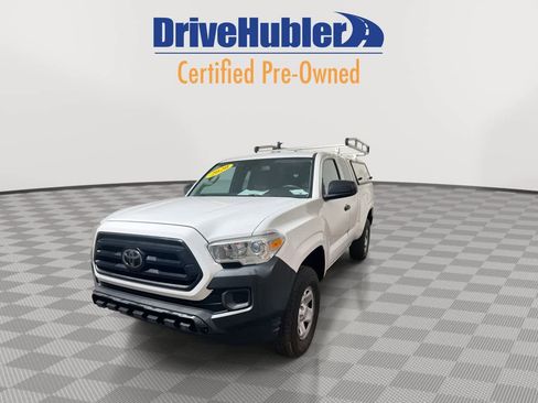 Used 2020 Toyota Tacoma SR image 4