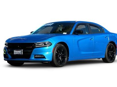 Used 2016 Dodge Charger SXT w/ Blacktop Package