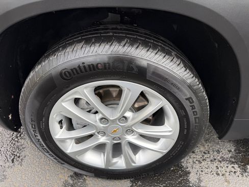 Used 2025 Chevrolet TrailBlazer LS w/ LS Convenience Package image 14